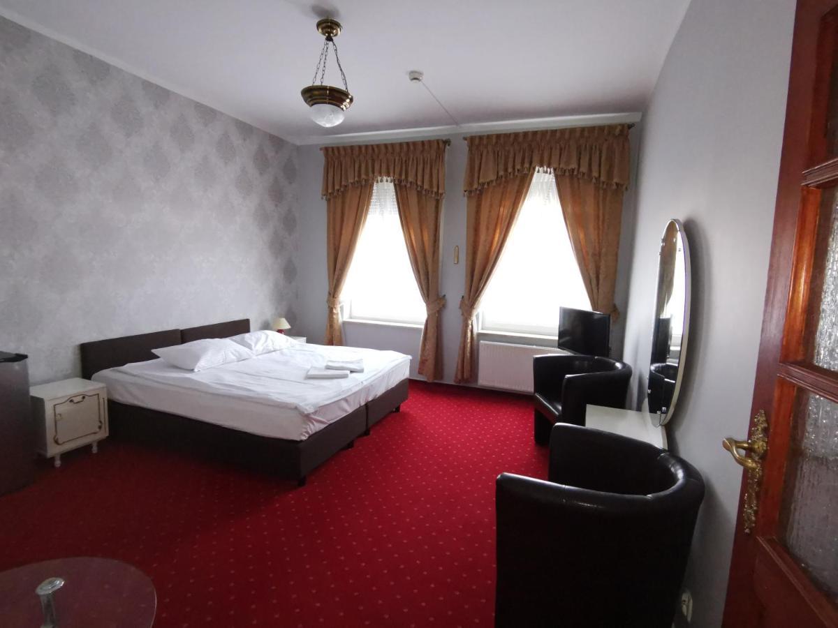 Hotel Nad Rzeczka Stary Toruń Eksteriør billede